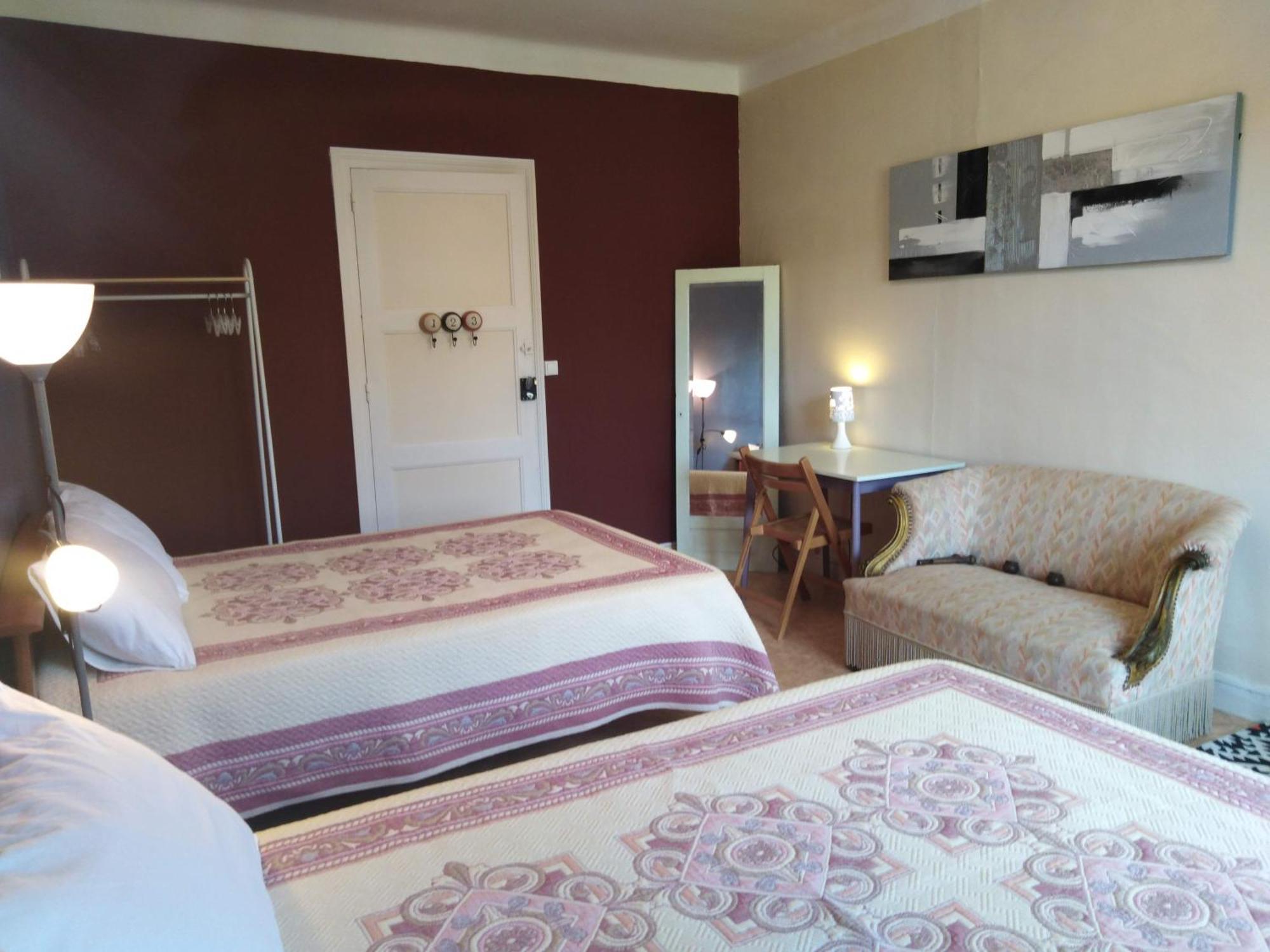 Hotel Du Pont Et Restaurant A Grolejac Экстерьер фото