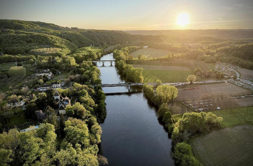 Hotel Du Pont Et Restaurant A Grolejac Экстерьер фото