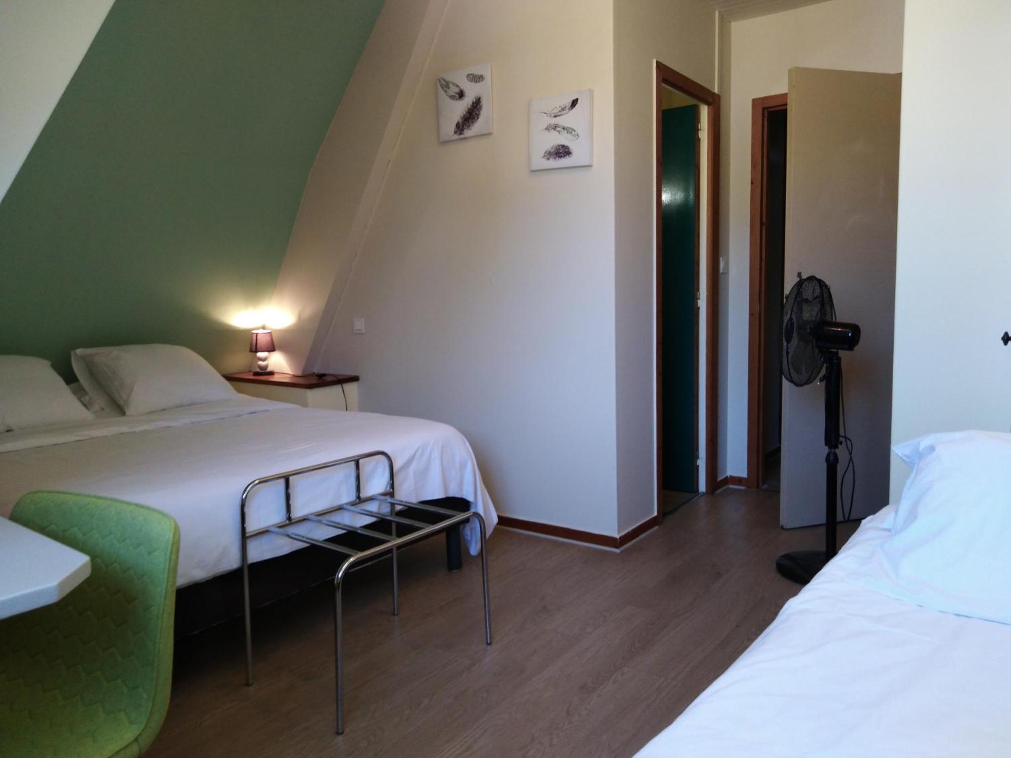 Hotel Du Pont Et Restaurant A Grolejac Экстерьер фото